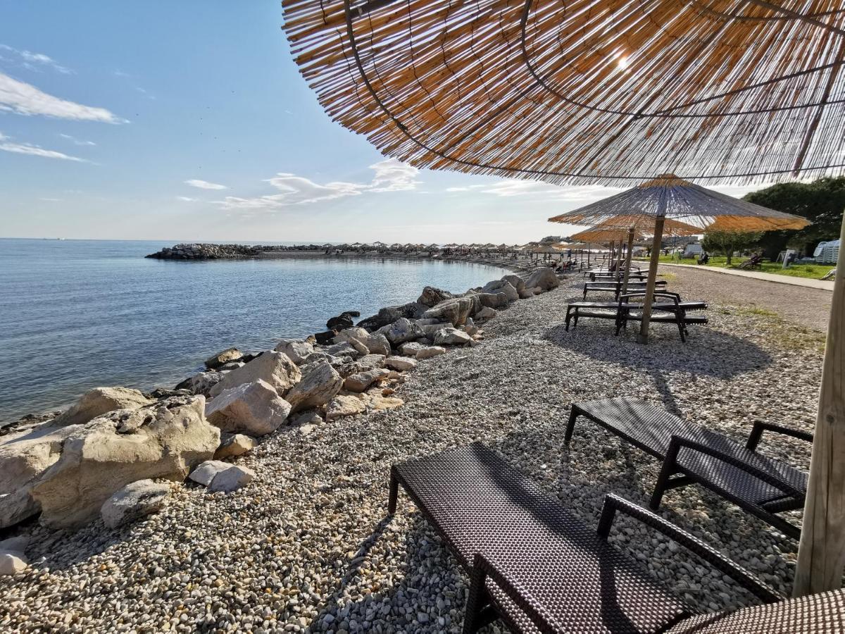 Aria Deluxe Superior 5 Star Apartment, Your Piece Of Heaven By The Sea & Park, With Sea & Park View Novigrad Istria Eksteriør bilde